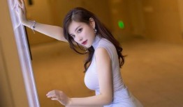 少妇凯莉在线观看,网络直播背后的情感纠葛