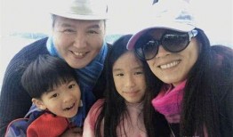 张庭爆料三胎了吗最新消息,最新爆料揭秘家庭幸福瞬间