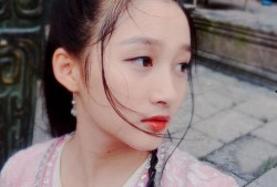 大话娱乐吃瓜美少女,揭秘吃瓜美少女背后的故事