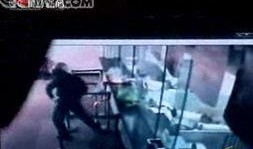 银行抢劫案嫌犯爆料视频,揭秘抢劫案惊人细节