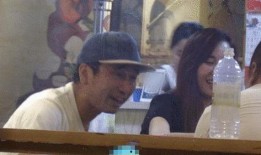 5点爆料明星出轨视频,明星出轨视频曝光，真相令人震惊